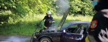 „Drift”  BMW zakończony interwencją straży pożarnej i policji