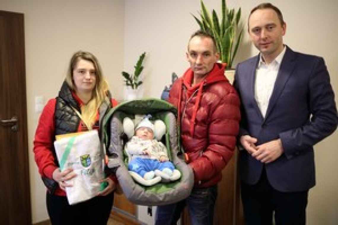 Wójt Gminy Dygowo przywitał pierwsze dziecko urodzone w 2019 roku