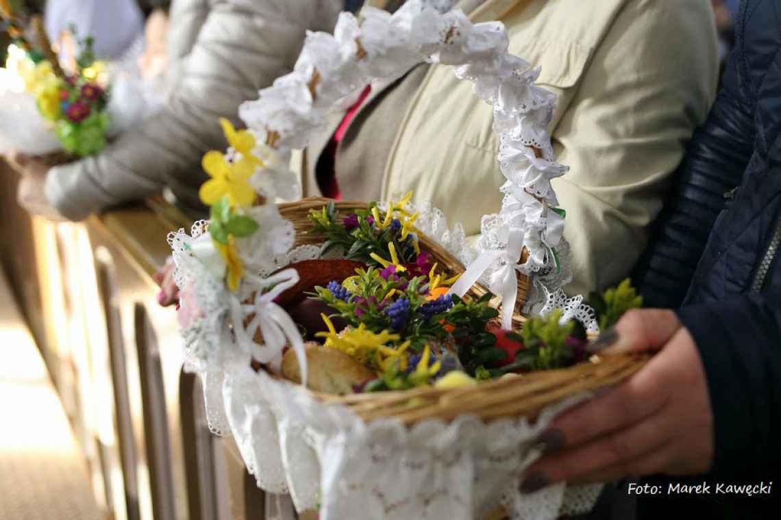 Wielka Sobota. Święcenie pokarmów wielkanocnych