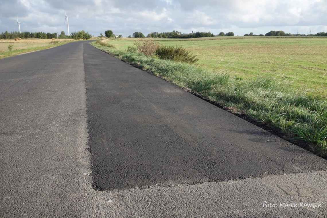 Naprawy dróg po budowie S-6. Interpelacje radnych powiatowych