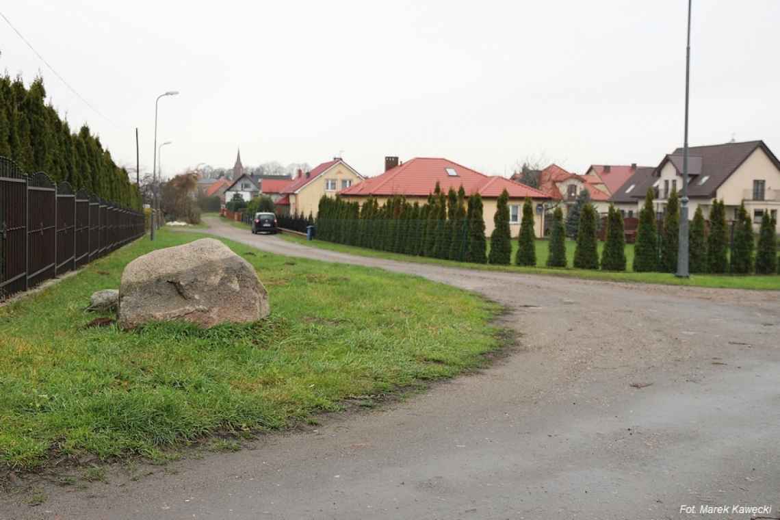 Przebudowa ulicy Diamentowej w Dygowie. II przetarg ,6 ofert