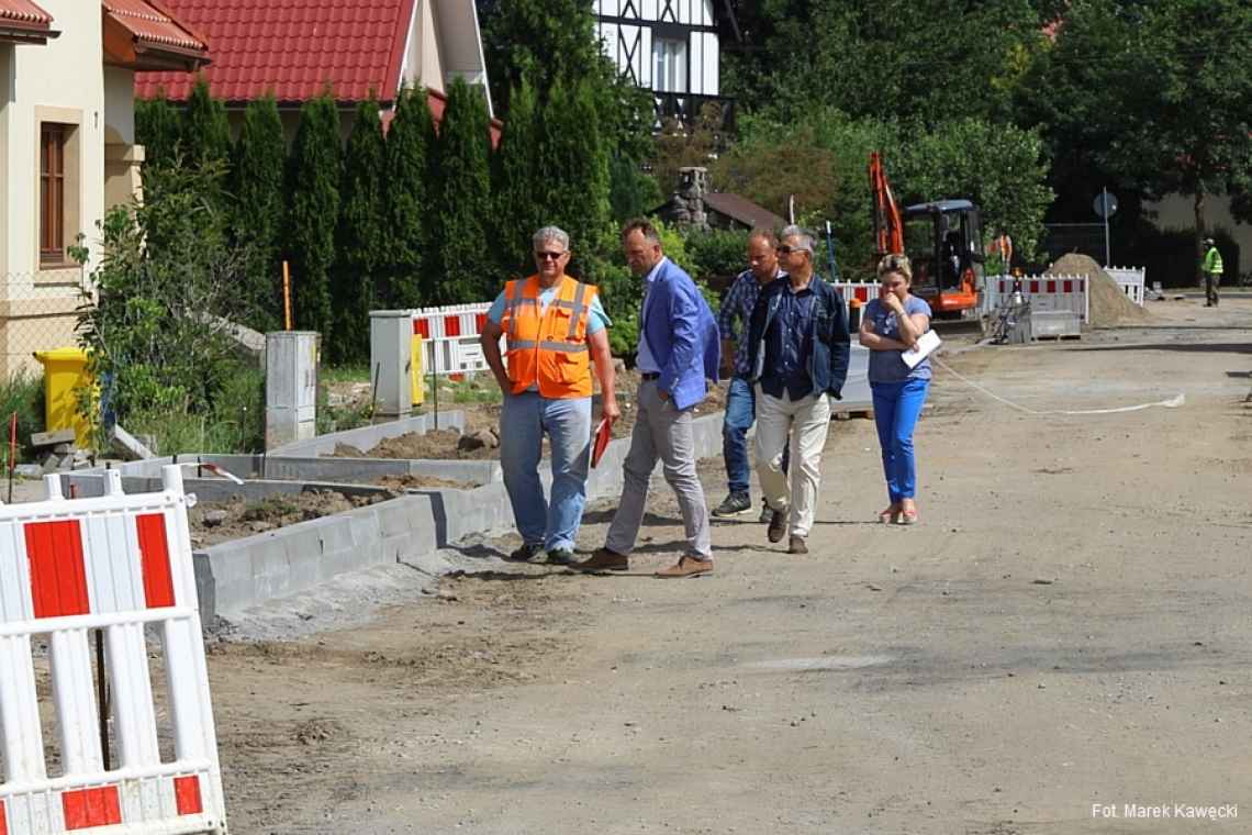 Budowa Diamentowej postępuje ,ale nie bez problemów