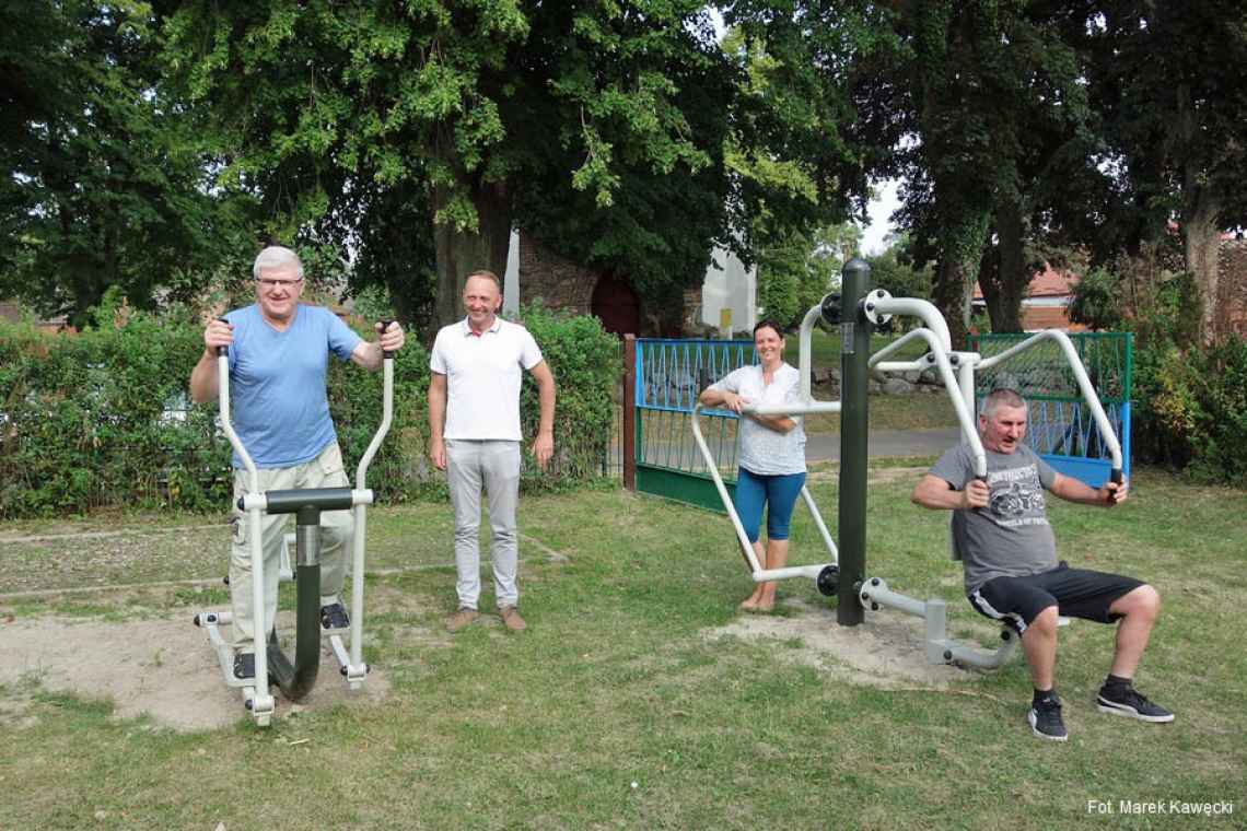 Siłownia plenerowa w Świelubiu. Początek przygody z aktywnością fizyczną