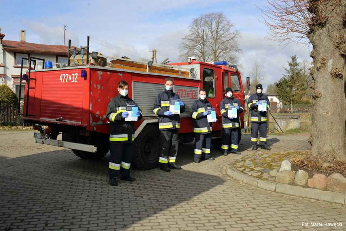 OSP Piotrowice dostarczy ulotki informacyjne dotyczące szczepień