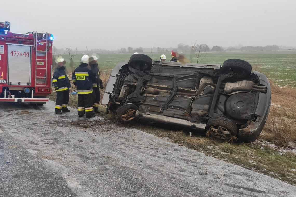 Dachowanie na śliskiej drodze