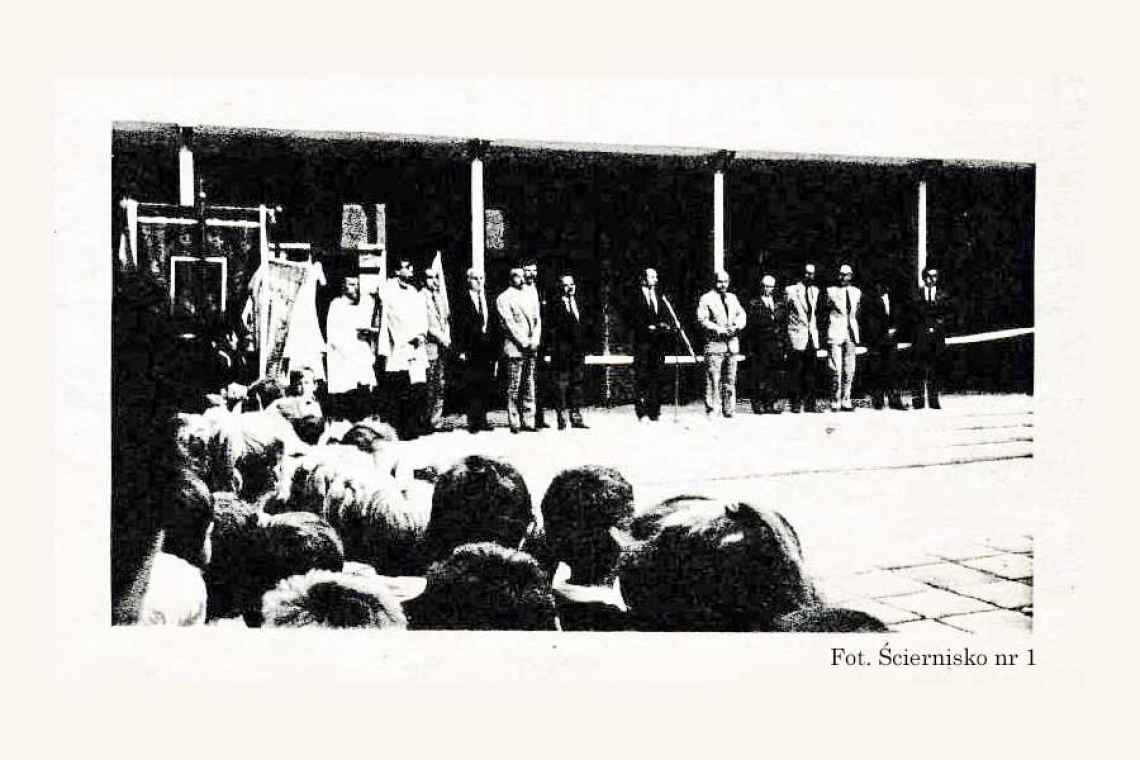 Z kart historii Gminy Dygowo: otwarcie szkoły w Dygowie 