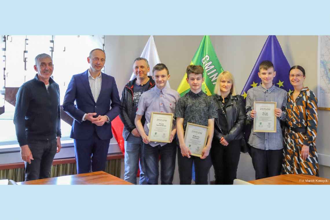 Nagrodzono laureatów I edycji konkursu pn. „Stąd jesteśmy. Historie rodzinne”
