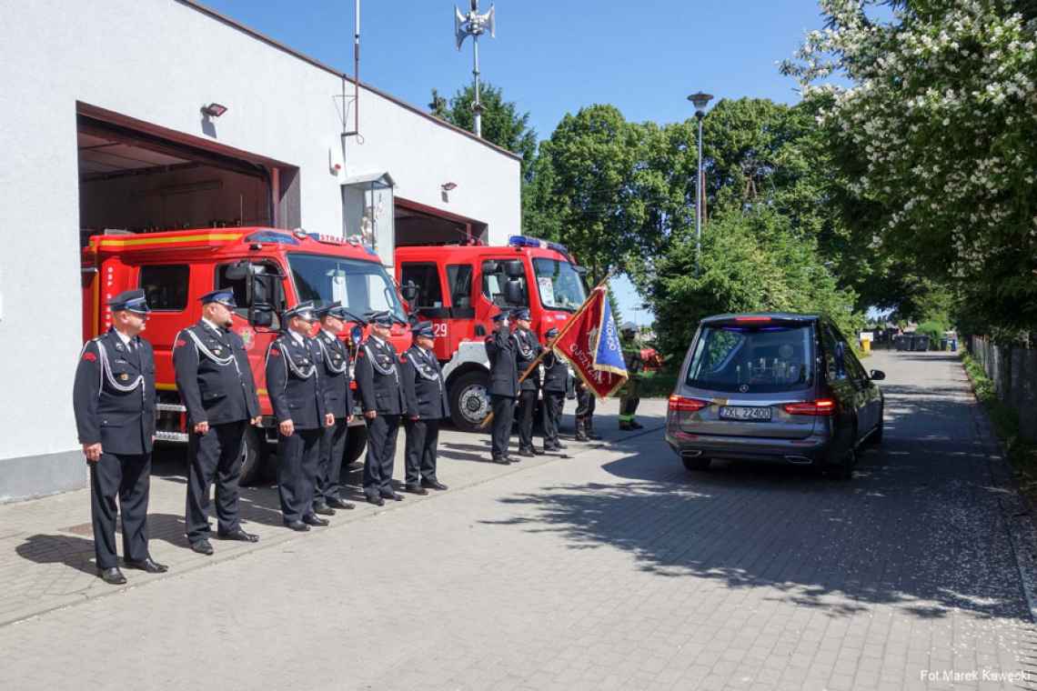 Brać strażacka pożegnała druha Janusza Fijałkowskiego
