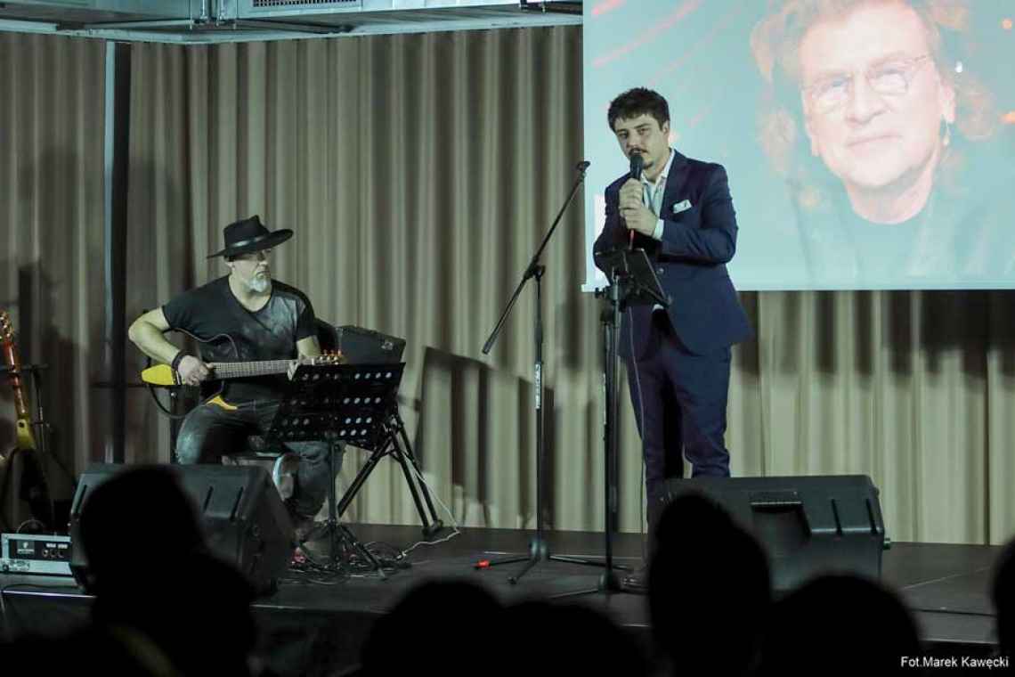 Koncert Zaduszkowy „Tribute to Wodecki" w Dygowie